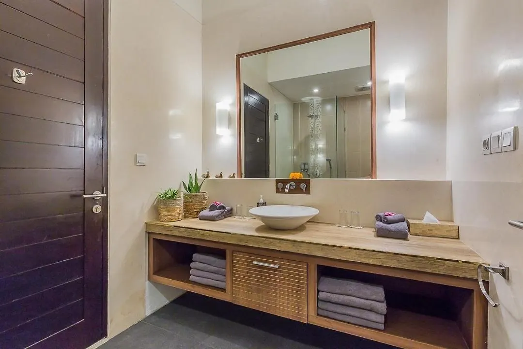 Luxury 4 Bedroom Villa Seminiak Seminyak  Indonesia